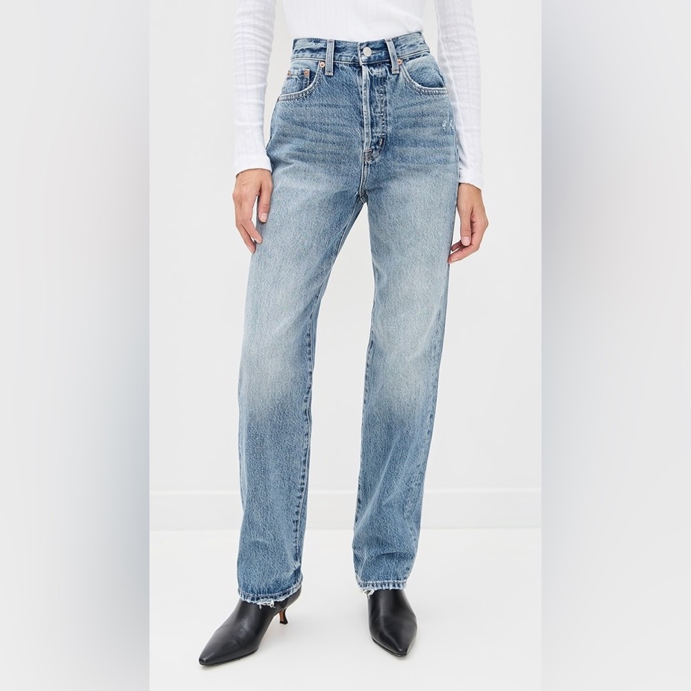 Levi’s Ribcage Straight Ankle Jeans